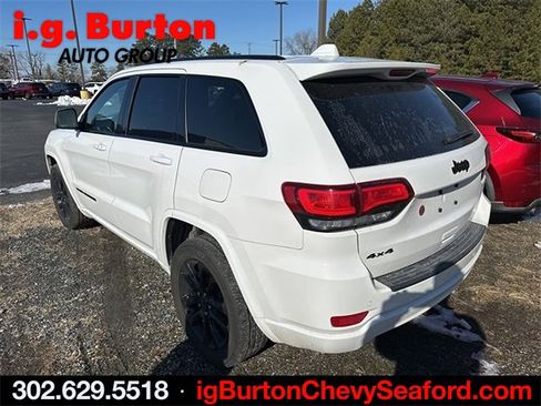 Used 2021 Jeep Grand Cherokee Laredo X image 5