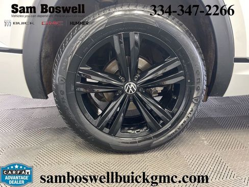 Used 2023 Volkswagen Atlas SEL R-Line AWD/4WD image 46