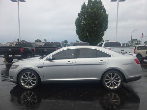 Used 2019 Ford Taurus Limited AWD/4WD image 3