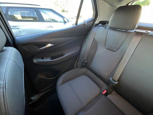 Used 2025 Buick Encore GX Preferred image 39