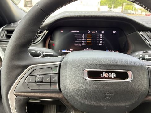 New 2026 Jeep Grand Cherokee Altitude RWD image 10
