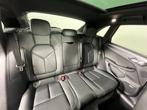 Used 2023 Porsche Macan GTS image 21