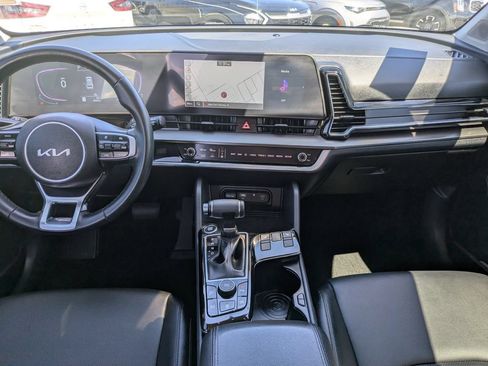 Certified 2025 Kia Sportage EX w/ Premium Package FWD image 17