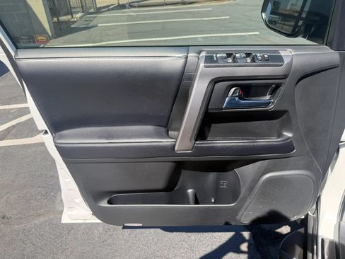 Used 2020 Toyota 4Runner SR5 w/ Wilderness Package AWD/4WD image 10