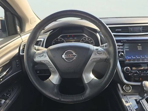 Used 2018 Nissan Murano Platinum FWD image 16