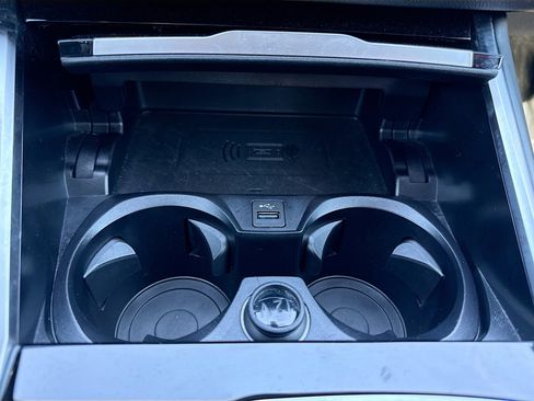 Used 2023 BMW 330i Sedan w/ Premium Package image 30