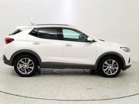 Used 2023 Buick Encore GX Essence w/ Experience Buick Package FWD image 8