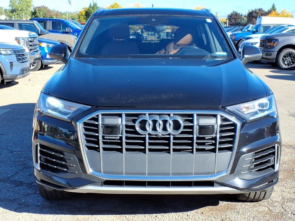 Used 2020 Audi Q7 3.0T Premium Plus w/ Premium Plus Package AWD/4WD image 8