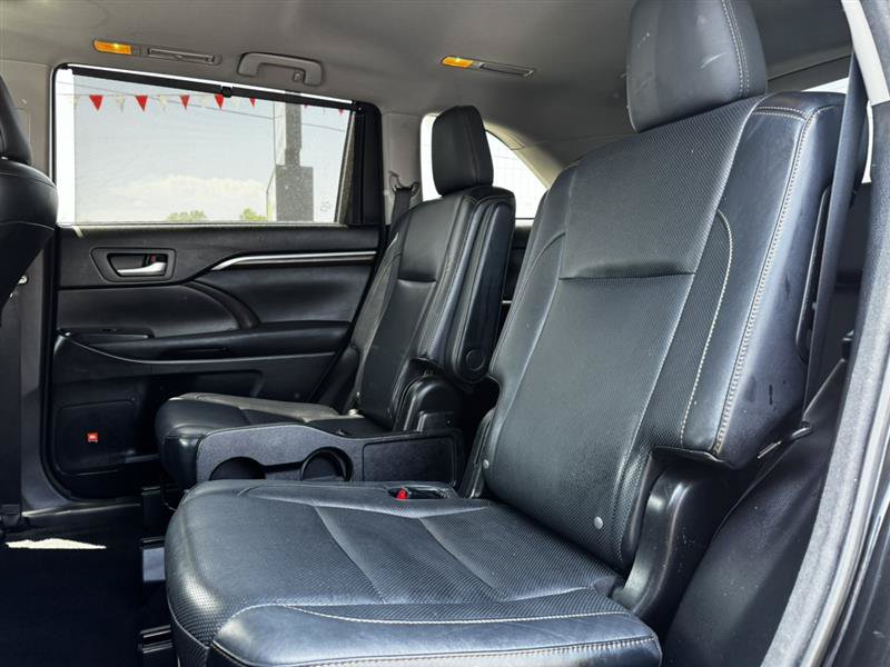 Used 2015 Toyota Highlander Limited AWD/4WD image 20