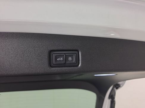 Certified 2025 Audi Q5 Premium Plus w/ Premium Plus AWD/4WD image 13