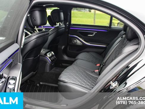 Used 2025 Mercedes-Benz S 580 4MATIC Sedan image 18