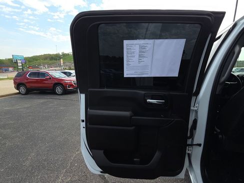 Used 2025 GMC Sierra 2500 Pro AWD/4WD image 26