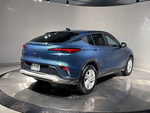 Used 2024 Buick Envista Preferred w/ Convenience I Package image 11