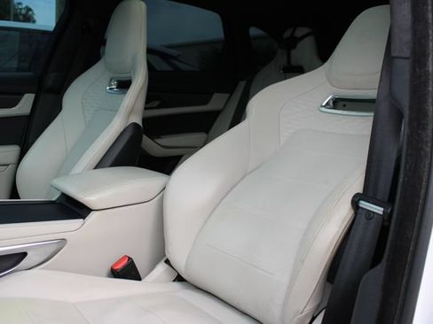 Used 2022 Jaguar F-PACE SVR AWD/4WD image 23