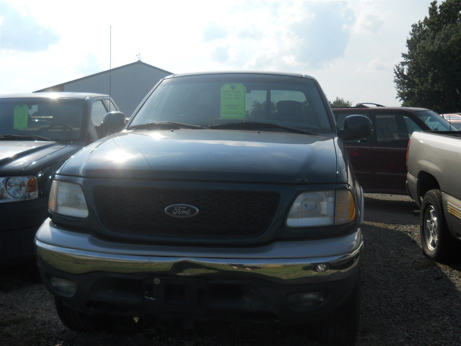 Used 2001 Ford F150 XLT AWD/4WD image 2