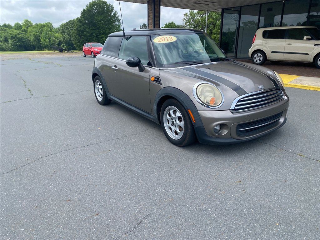 Used 2013 MINI Cooper Hardtop FWD image 1