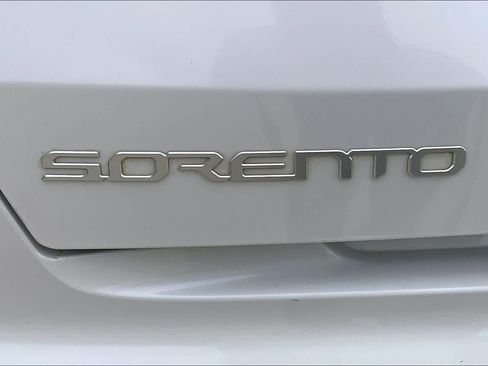 Used 2023 Kia Sorento EX FWD image 33