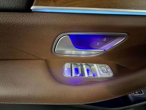 Used 2024 Mercedes-Benz GLS 450 4MATIC image 24