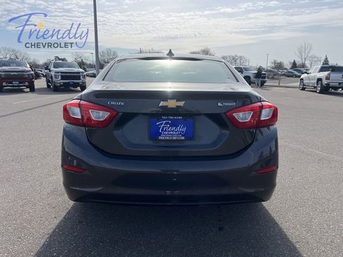 Certified 2017 Chevrolet Cruze Premier FWD image 9