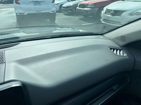 Used 2025 Kia K4 LXS image 35