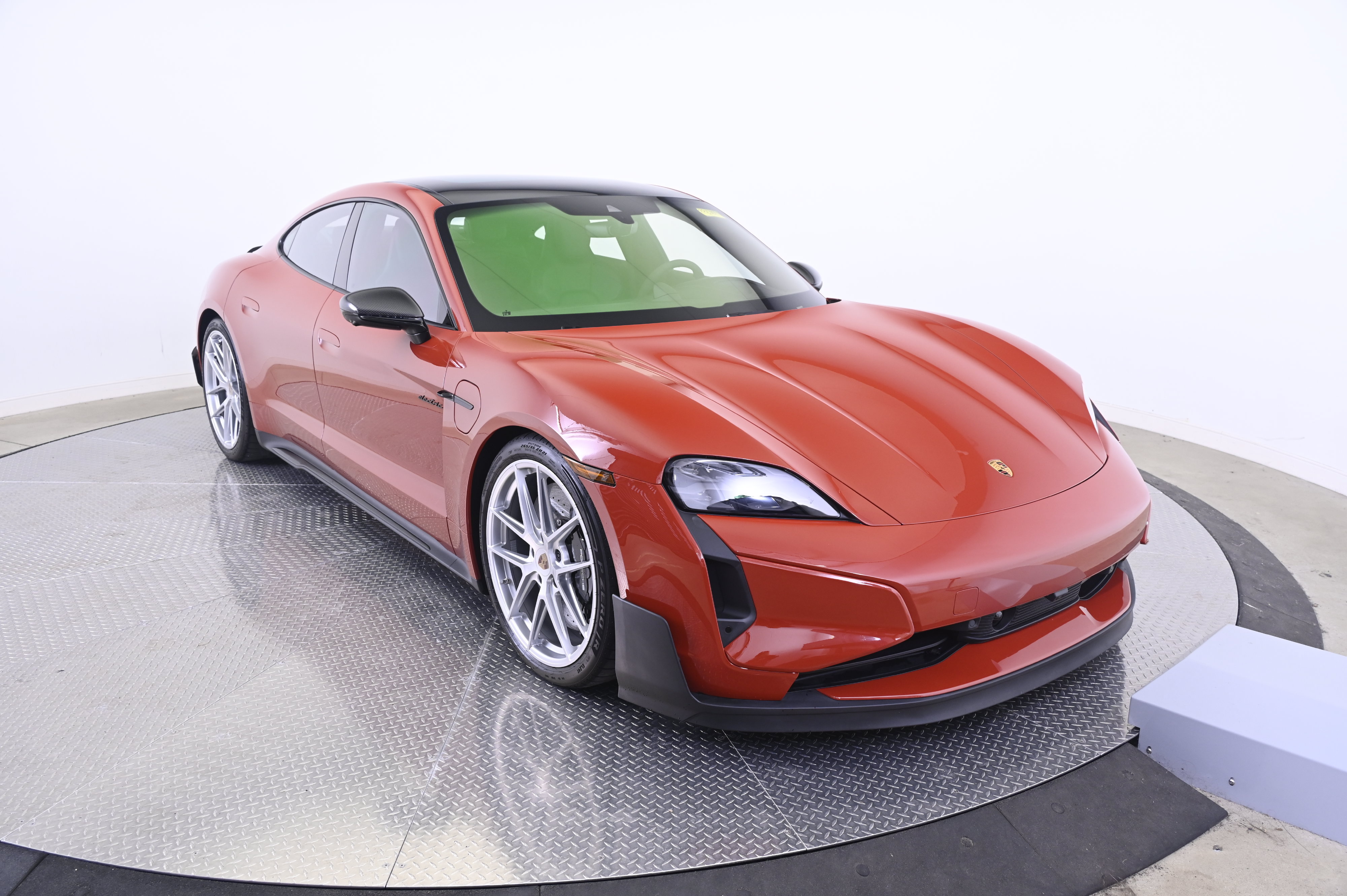 Certified 2025 Porsche Taycan Turbo GT AWD/4WD image 9