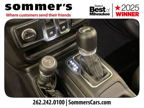 Used 2024 Jeep Wrangler Sport AWD/4WD image 21
