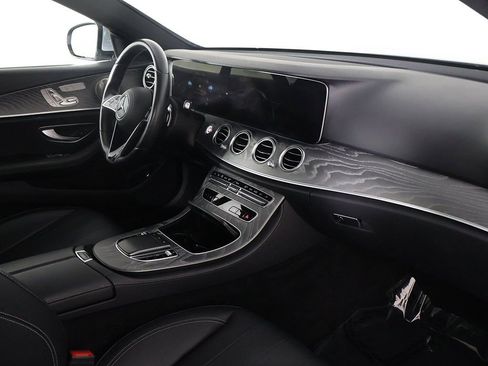 Used 2021 Mercedes-Benz E 350 4MATIC Sedan w/ Premium Package image 28