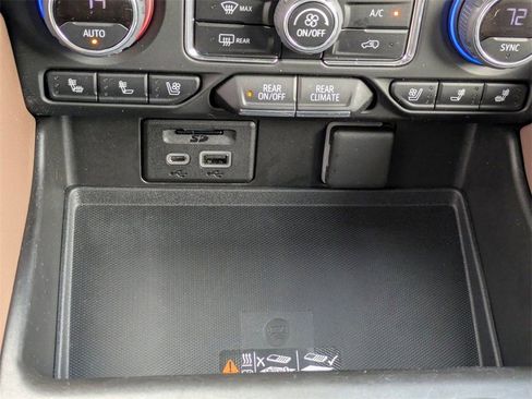 Certified 2021 Chevrolet Suburban High Country image 24