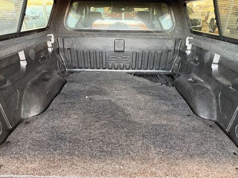 Used 2018 Chevrolet Silverado 1500 LT w/ All Star Edition image 17