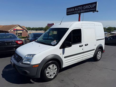 Used 2013 Ford Transit Connect XL FWD image 3