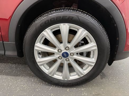 Used 2019 Ford Escape SEL image 20