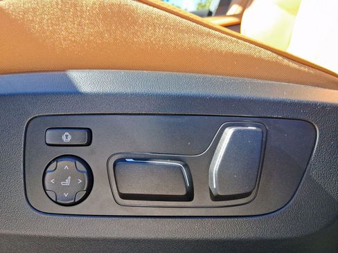 Used 2026 BMW X3 xDrive30 w/ Premium Package image 12