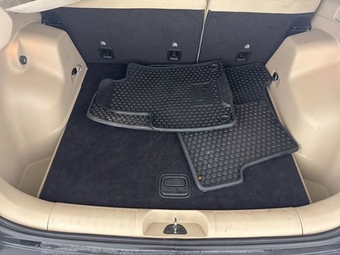 Used 2020 Jeep Cherokee Latitude w/ Cold Weather Group image 24