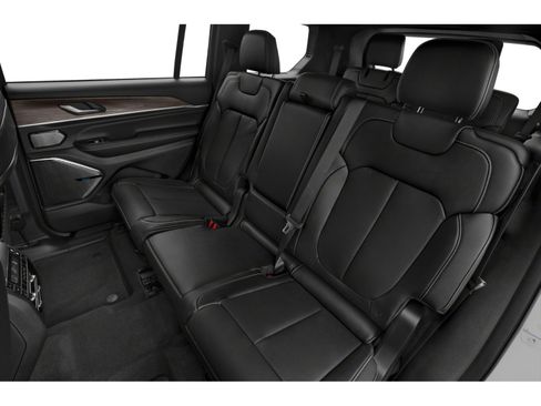 Used 2022 Jeep Grand Cherokee L Overland AWD/4WD image 11