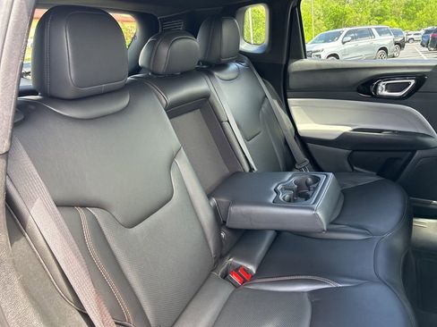 Used 2023 Jeep Compass Limited AWD/4WD image 42