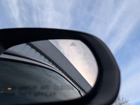 Used 2024 Jeep Compass Limited image 29