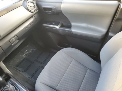 Used 2023 Toyota Tacoma SR5 image 9