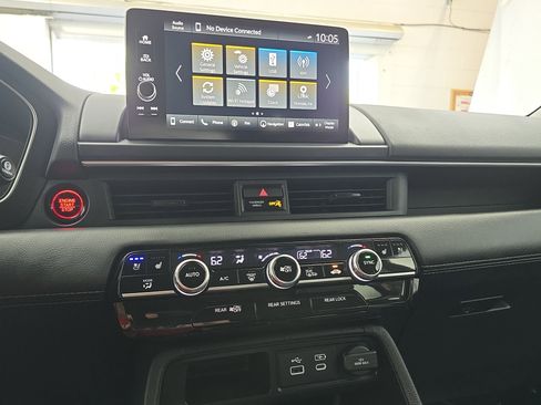 Certified 2023 Honda Pilot Elite image 21