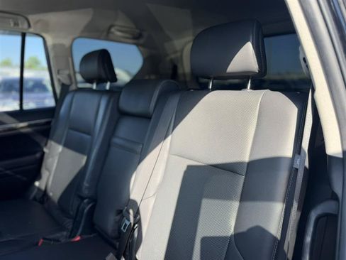 Used 2015 Lexus GX 460 w/ Navigation Package AWD/4WD image 26