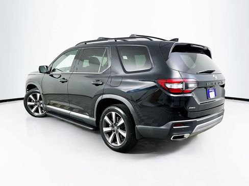 Certified 2023 Honda Pilot Touring image 6
