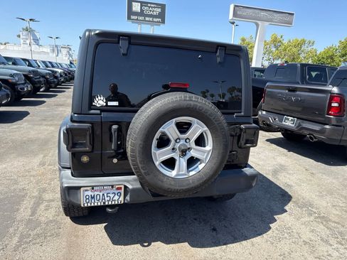 Used 2019 Jeep Wrangler Unlimited Sport S AWD/4WD image 15
