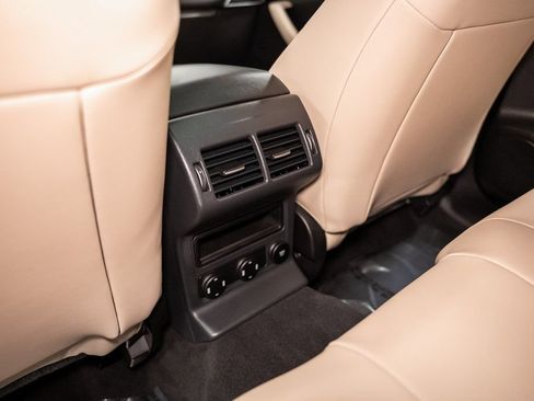 Used 2020 Jaguar F-PACE Premium AWD/4WD image 39