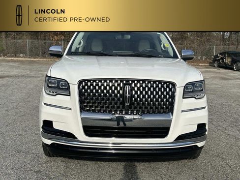 Used 2022 Lincoln Navigator Black Label image 2