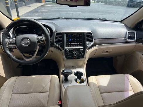 Used 2014 Jeep Grand Cherokee Limited w/ Luxury Group II RWD image 20