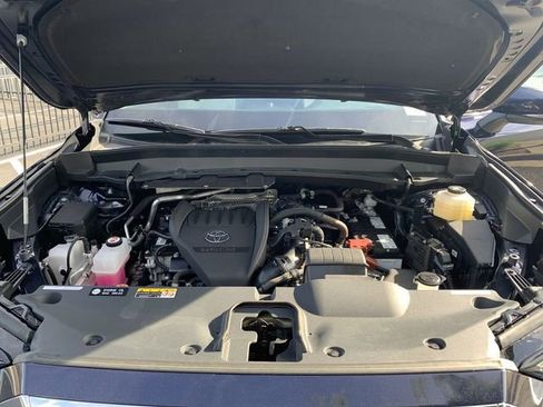 Certified 2024 Toyota Grand Highlander XLE AWD/4WD image 16