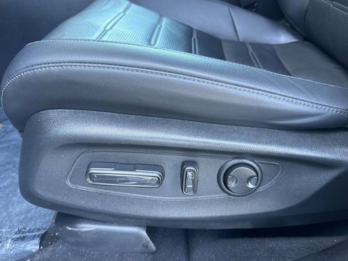 Used 2024 Honda CR-V EX-L image 14