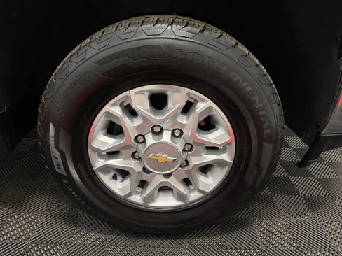 Used 2022 Chevrolet Silverado 2500 LTZ w/ LTZ Convenience Package AWD/4WD image 26