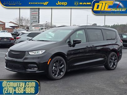 New 2026 Chrysler Pacifica Limited