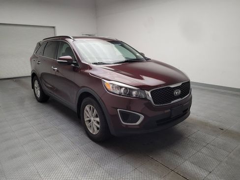 Used 2018 Kia Sorento FWD image 13