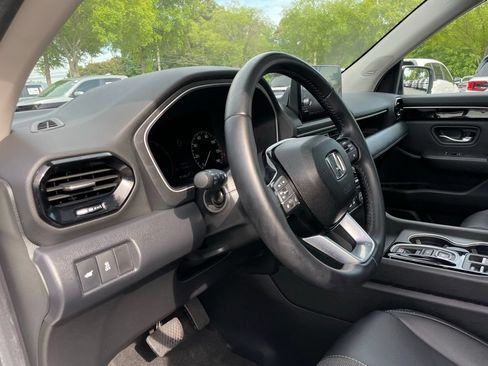 Certified 2025 Honda Pilot Touring image 28
